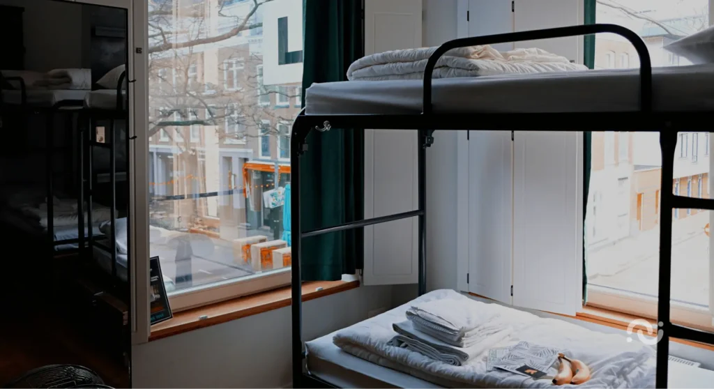 Différence entre hotel et hostel