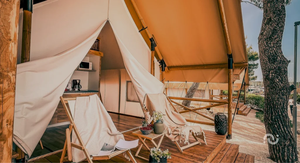 Glamping